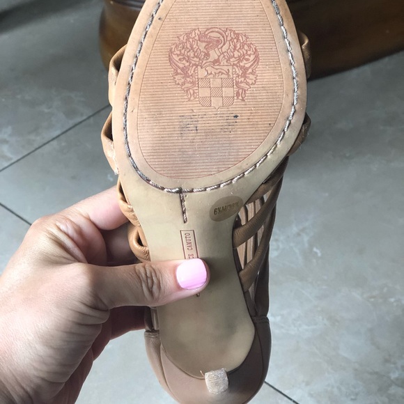 VINCE CAMUTO | gladiator heels. - Picture 5 of 9